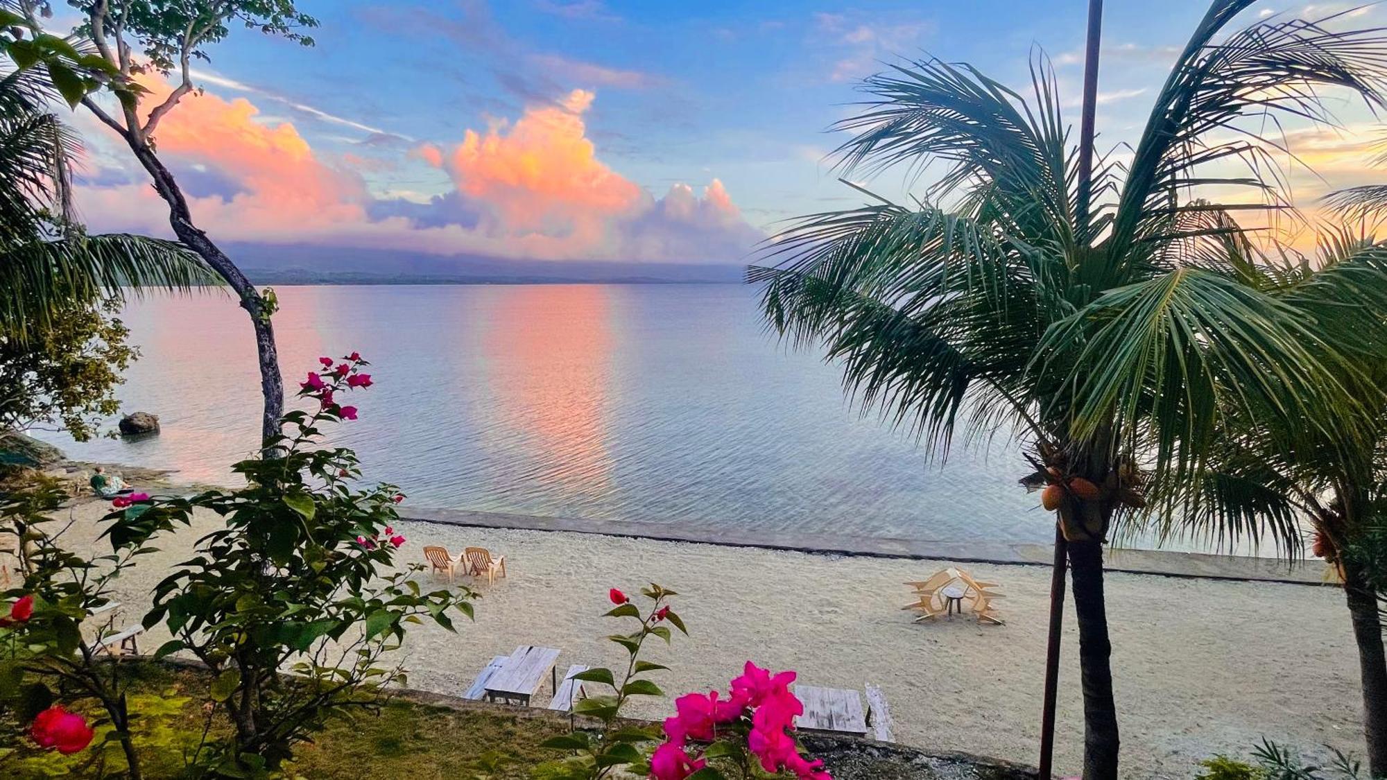 La Concepcion Cove Garden Resort โมอัลโบอัล ภายนอก รูปภาพ